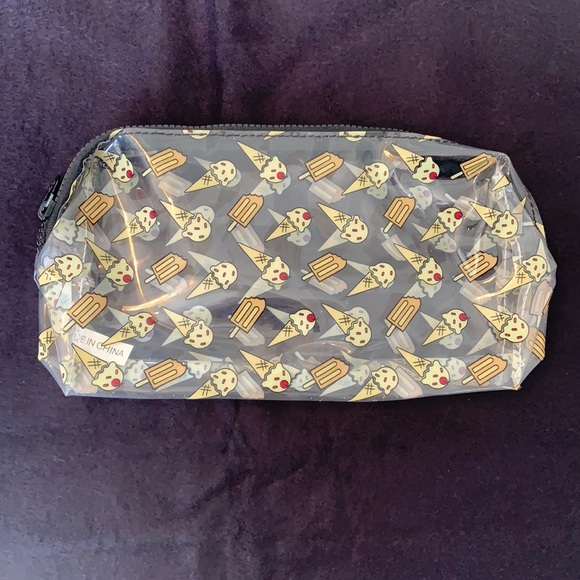 Swim Suit Top and pouch - Picture 10 of 11